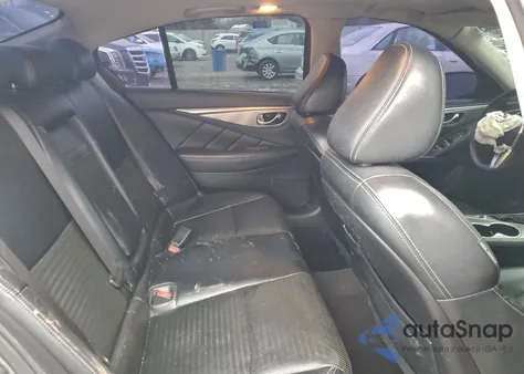 2014 Infiniti Q50 Base z USA, uszkodzony, nr VIN JN1BV7AP7EM670274